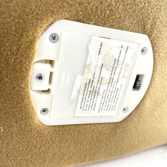 Vtg Singing Christmas Chipmunks Plush Carlton Cards Animatronic Squirrel Singer - Picture 16 of 17